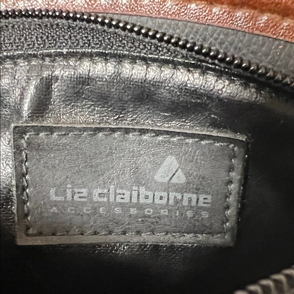 Liz Claiborne Black and Brown Zippered Bag with side pocket - Picture 6 of 10